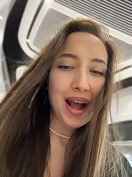 ICrazyOneIRL's cam snapshot