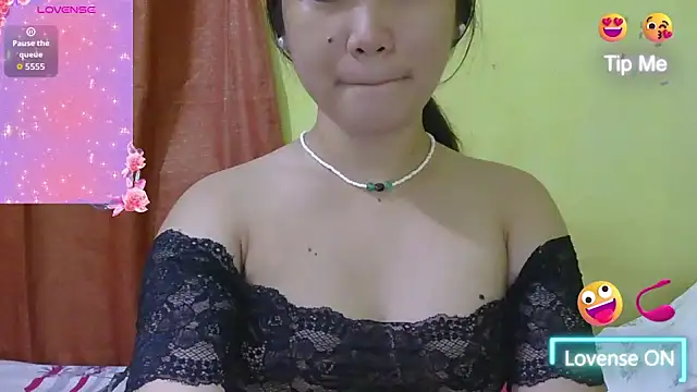 HornyAsian4uxx's cam snapshot