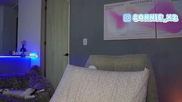 Sonnie_mami's cam snapshot