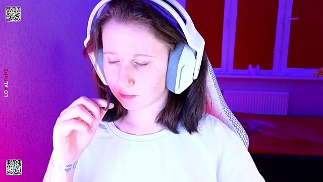 mon_lola's cam snapshot