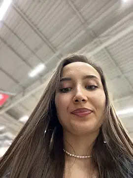 ICrazyOneIRL's cam snapshot