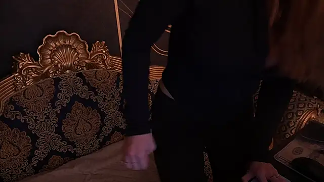 IceDanielles live sex cam