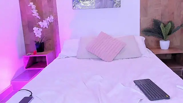 isabella_winkler's cam snapshot