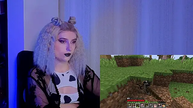 violet-siren-x's cam snapshot