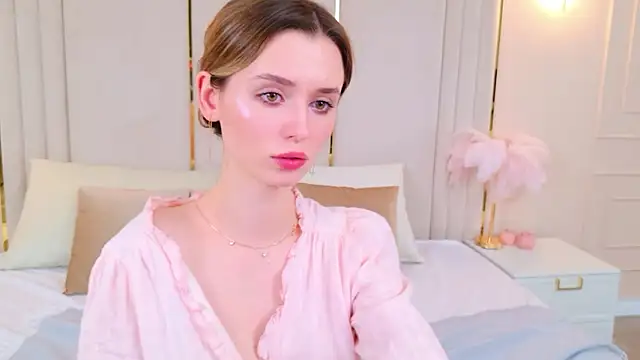 MarybethSnow's cam snapshot