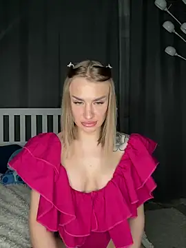 MashaFromRussia__'s cam snapshot