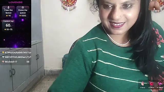 Sexy_komolika's cam snapshot