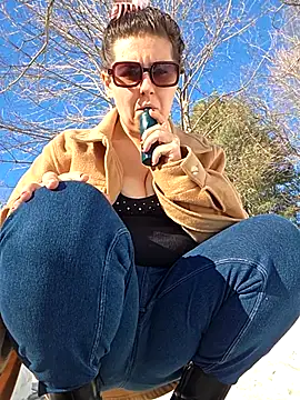 Ashlovescannabis's cam snapshot