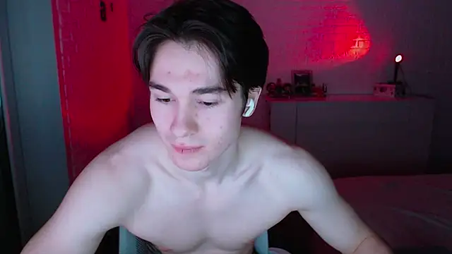 MarkusDean live sex cam