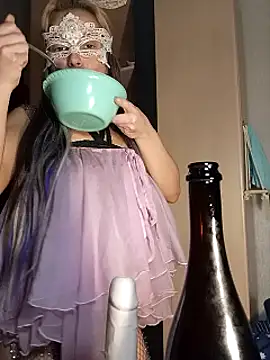 Conny_Shellie's cam snapshot