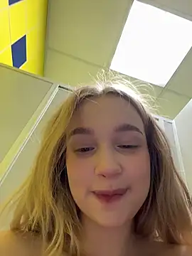 -teenytiny-'s cam snapshot