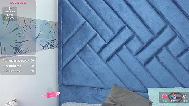 Valery_More__'s cam snapshot