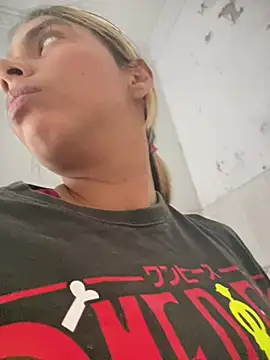 MiaSizzle's cam snapshot