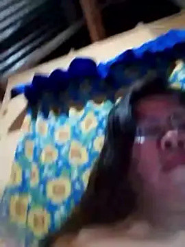 Huge_mama69's cam snapshot