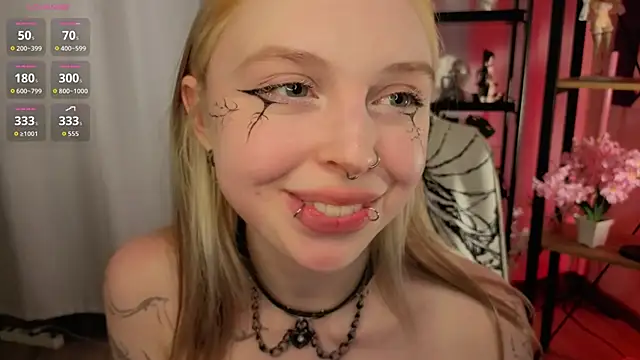 ElvenQueen live sex cam