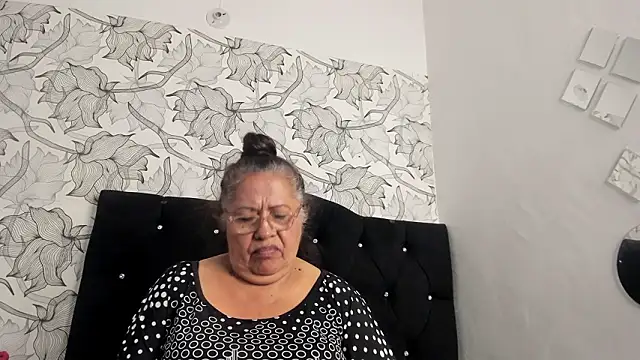 Keira_Lennox's cam snapshot