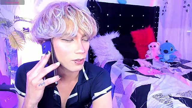 Cooperrosscute233 live sex cam