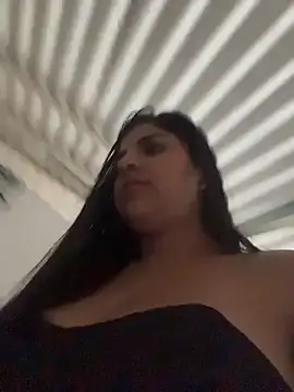 Isaa-Sweet's cam snapshot