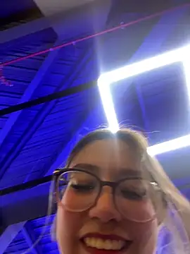 honey_luminair's cam snapshot