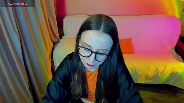 CurlySteph's cam snapshot