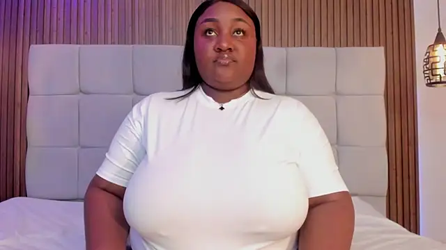 Saravy_Blandon's cam snapshot