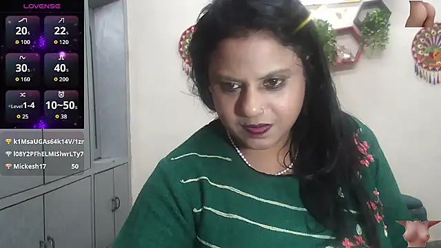 Sexy_komolika's cam snapshot