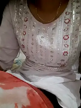 Husain_pari's cam snapshot