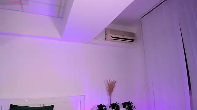 Amira_Blussh's cam snapshot