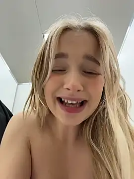 -teenytiny-'s cam snapshot