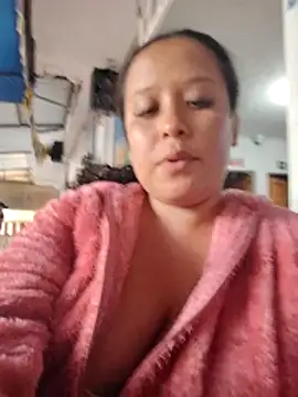 You-sexy-starr's cam snapshot