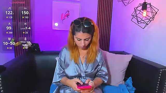 Nahiajhonson_'s cam snapshot