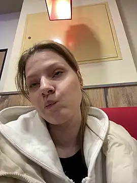 MaryHiggins's cam snapshot