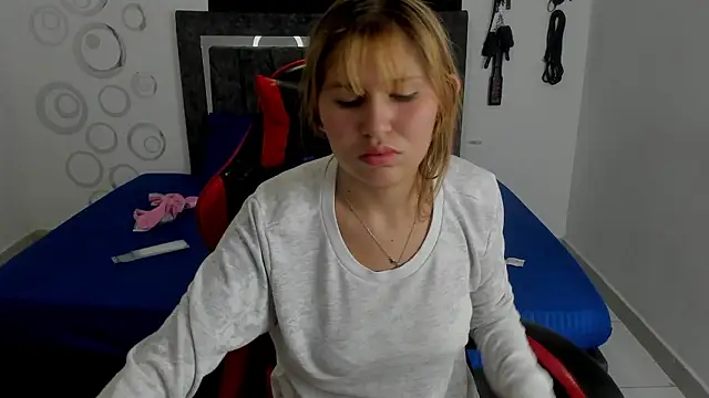 Bella_Blanca's cam snapshot