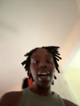 choclatepeaach's cam snapshot