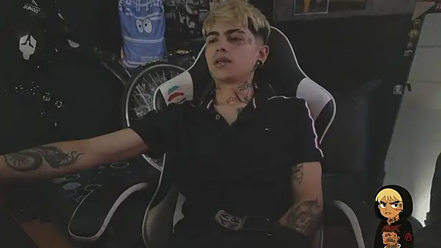 AcidMilo live sex cam