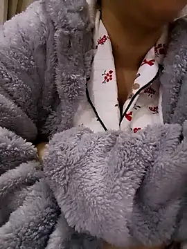 Rouzalinda_1's cam snapshot