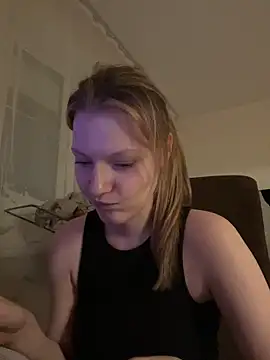 MaryHiggins's cam snapshot