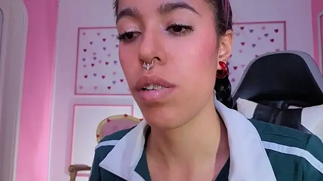 stephania_t's cam snapshot