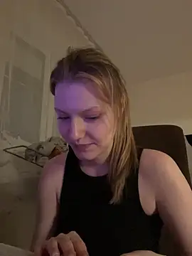 MaryHiggins's cam snapshot