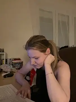 MaryHiggins's cam snapshot