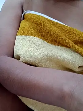 Ipsita-bold's cam snapshot