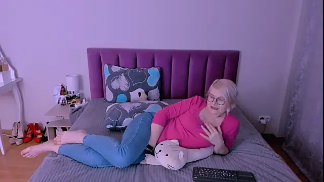 sabrinamacmarren's cam snapshot