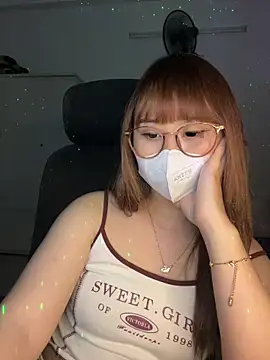 Meowyeuk6 live sex cam