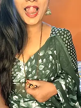 Rachu_love's cam snapshot