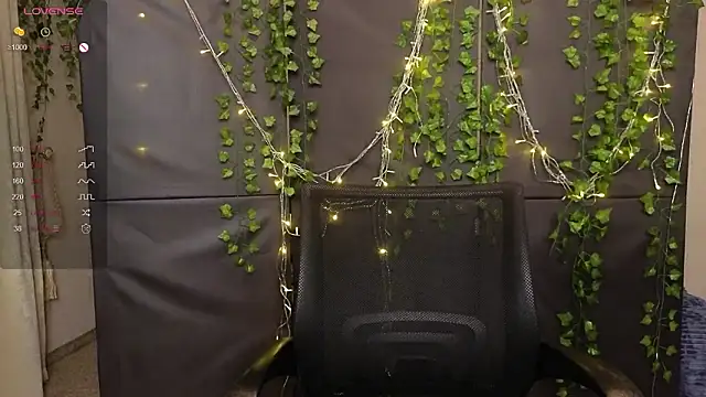 christy_memeow's cam snapshot