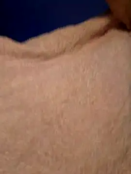 curly_girl_31's cam snapshot