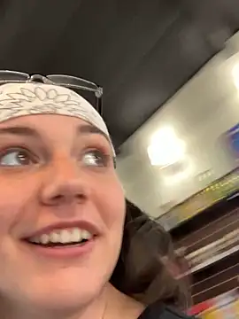 Kora_Kat's cam snapshot