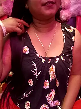 ella_mariya's cam snapshot