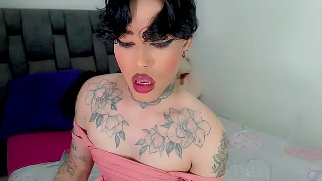 little_star_porn's cam snapshot