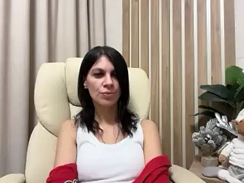InjaAtHome live sex cam